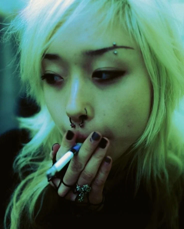 Skater x Dealer ⋆✴︎ ̊。⋆