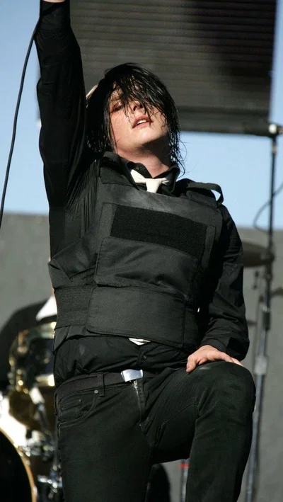 *⁠・ · .↝✧ Gee Way