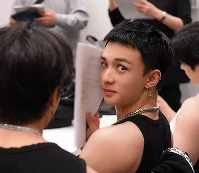 Hwang Hyunjin 