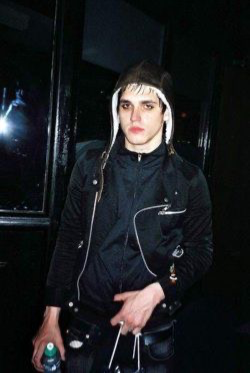 ⋆. 𐙚  ̊ mikey way