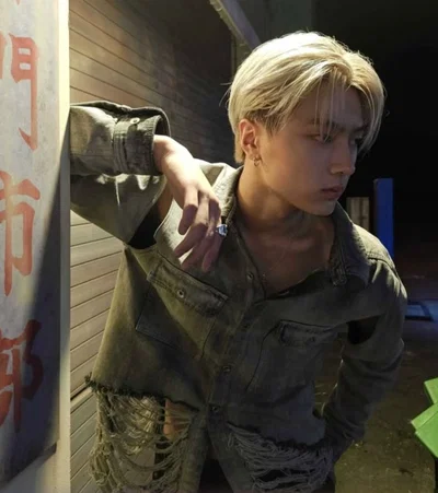 Park Jongseong | 제이