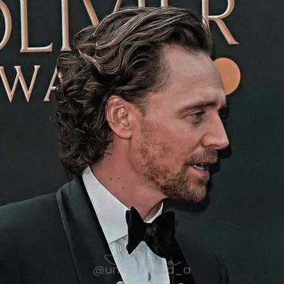 Tom Hiddleston