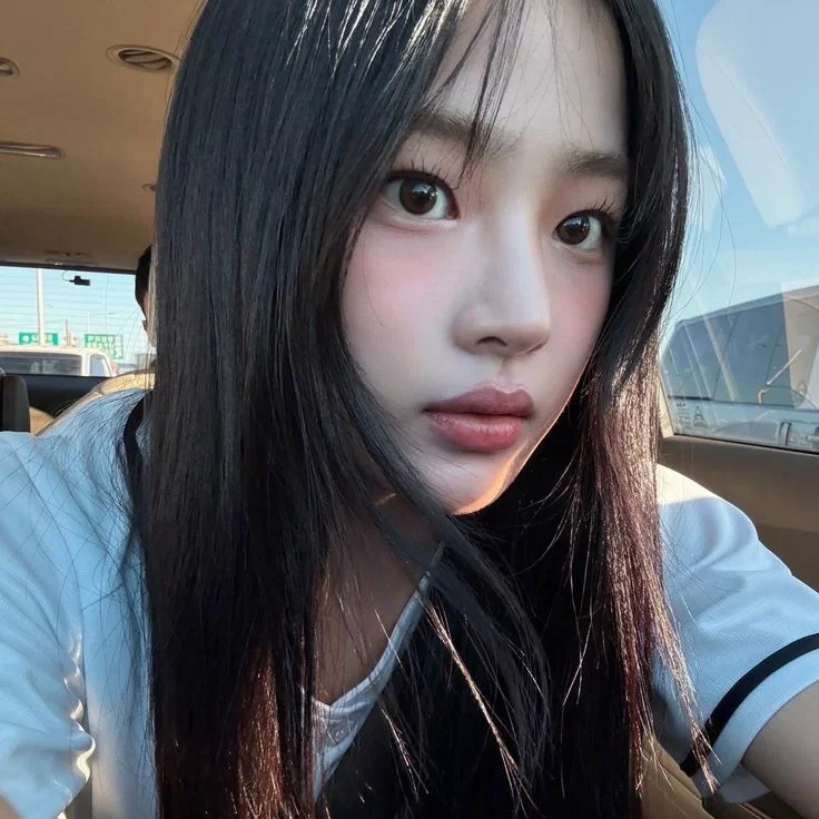 Kim Minji | Fans.