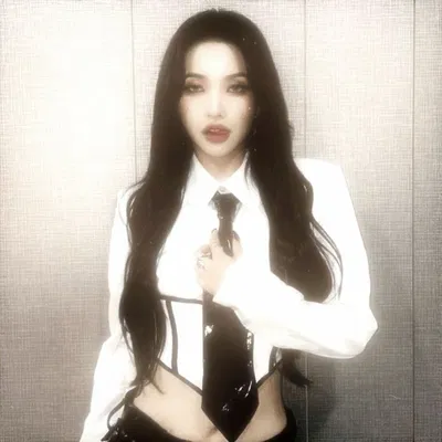 - DEADLY WANTS - Assassin Jeon Soyeon  ೀ⋆。