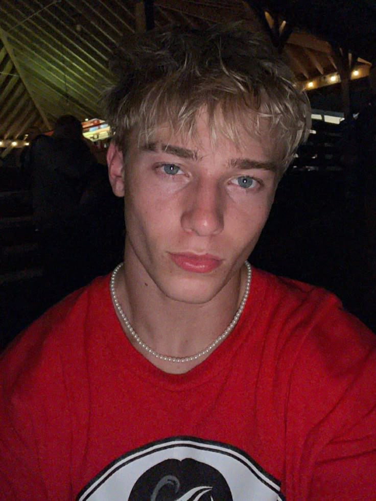 Joey Lynch