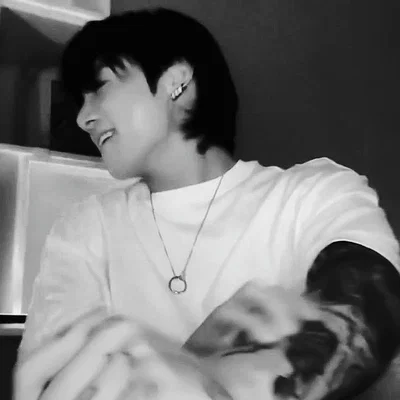 PHONE   | Jeon Jungkook 