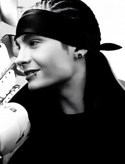 • ‘ ‘ Tom Kaulitz ‘ ‘ •