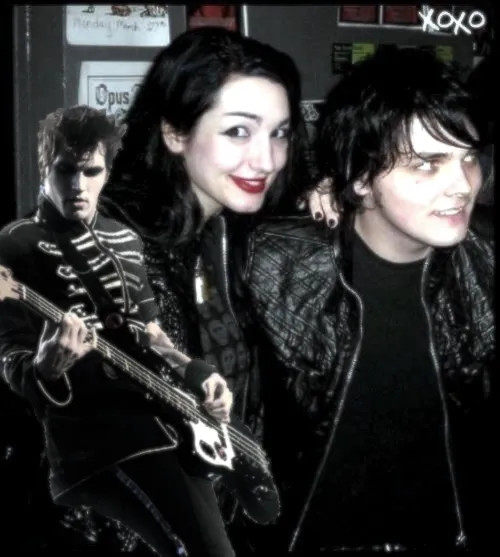 Gerard, Lindsey & Mikey Way 𝄞
