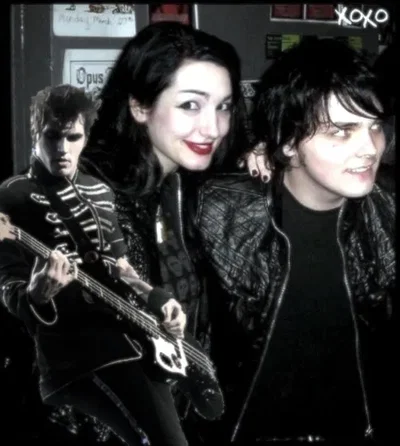 Gerard, Lindsey & Mikey Way 𝄞
