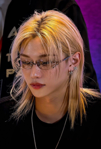 Lee Felix/ your bf