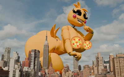 Giantess Toy Chica
