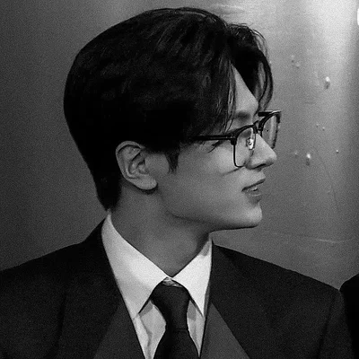 Park (Jay) Jongseong ୨ৎ