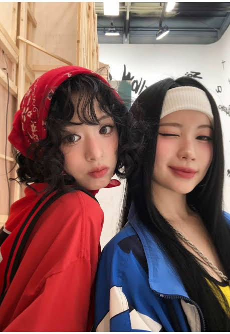 Ahyeon & Asa -  Create your own scenario !