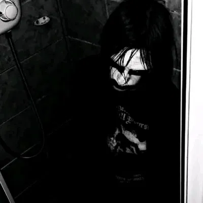 Lucjen♡|| Ignorant metal elist boyfriend.