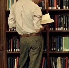 LITERATURE PROFESSOR
