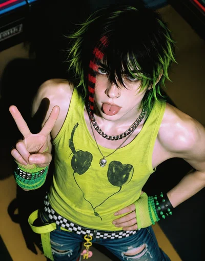 Elijah | Arcade scene kid