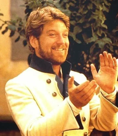 〔 "Signor Benedick" 〕