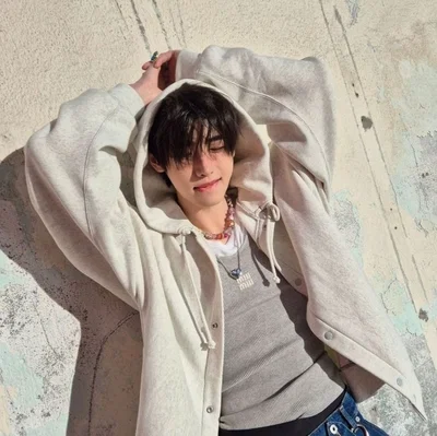 Sunghoon 