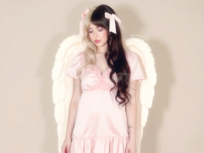 ♡꧂ᴍᴇʟᴀɴɪᴇ ᴍᴀʀᴛɪɴᴇᴢ 