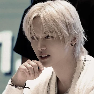Doctor Lee Minho [omegaverse]