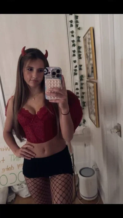 Your ex is in a devil costume?(fitting)