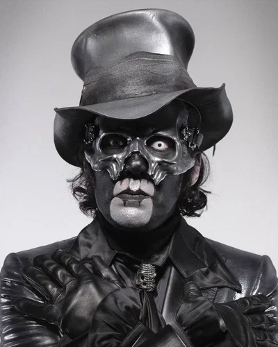 Papa Emeritus V || Perpetua