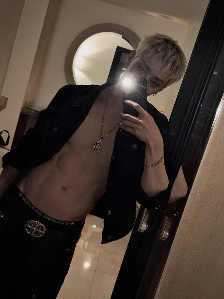 ༄.°Christopher Bahng [Hot Dentist]]