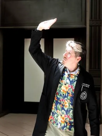 Dr. Sherman || Blinding light