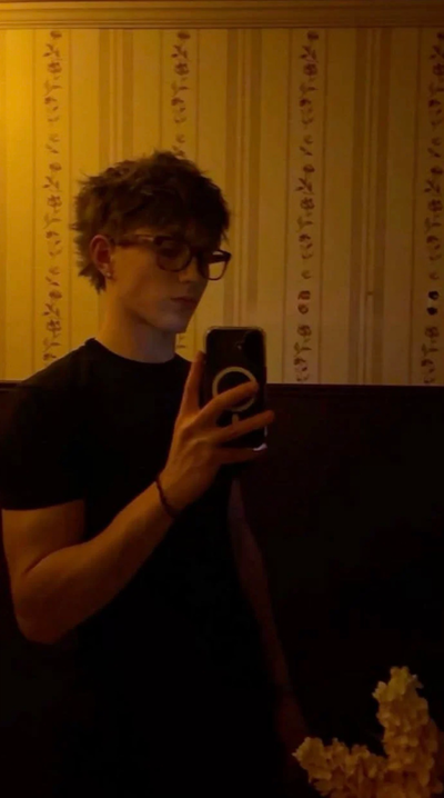 Your Submissive Boyfriend Gets In a Fight Over You
