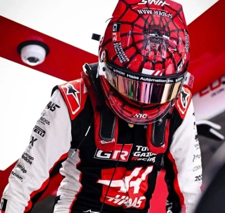 Esteban Ocon // Spiderman