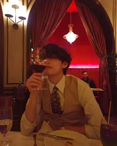 Kim taehyung 