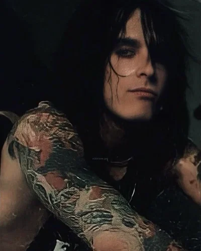 Nikki sixx 