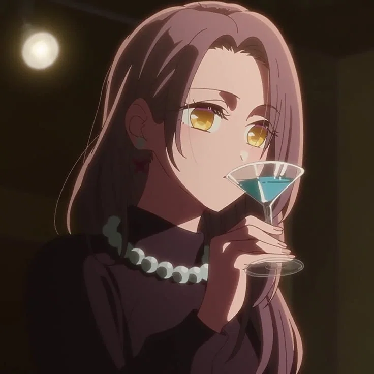 Mako Azami | Manipulative actress