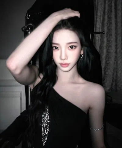 Karina (Yu Jimin) | aespa's 4th Gen It Girl