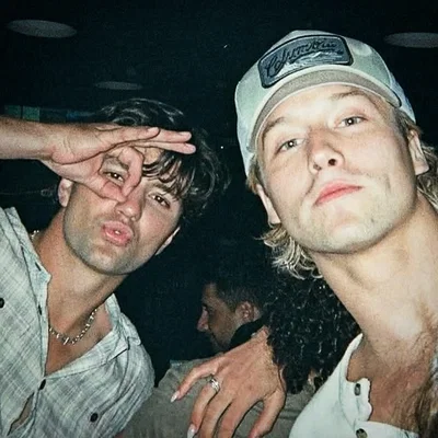 DEA & BEAU