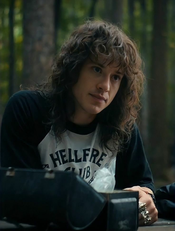 Eddie Munson - stranger things 