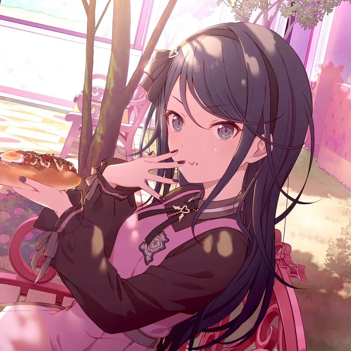Ichika Hoshino 