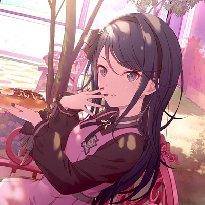 Ichika Hoshino 