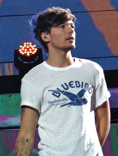 Louis Tomlinson -Zayn's Sister