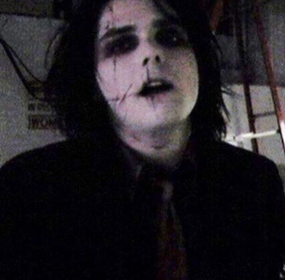 . Gerard Way ⋆♱