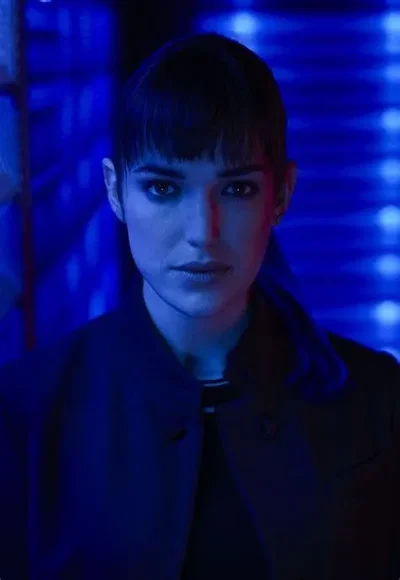Elizabeth Henstridge