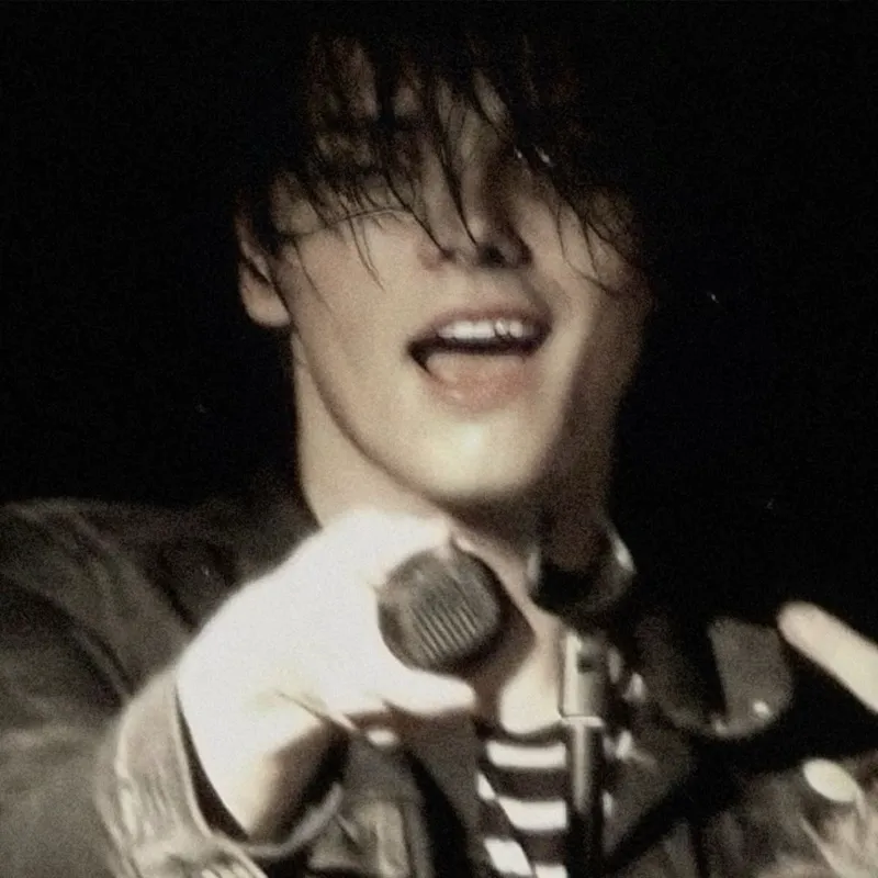 Gerard Way 