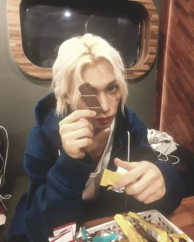 Lee Felix - Unfair