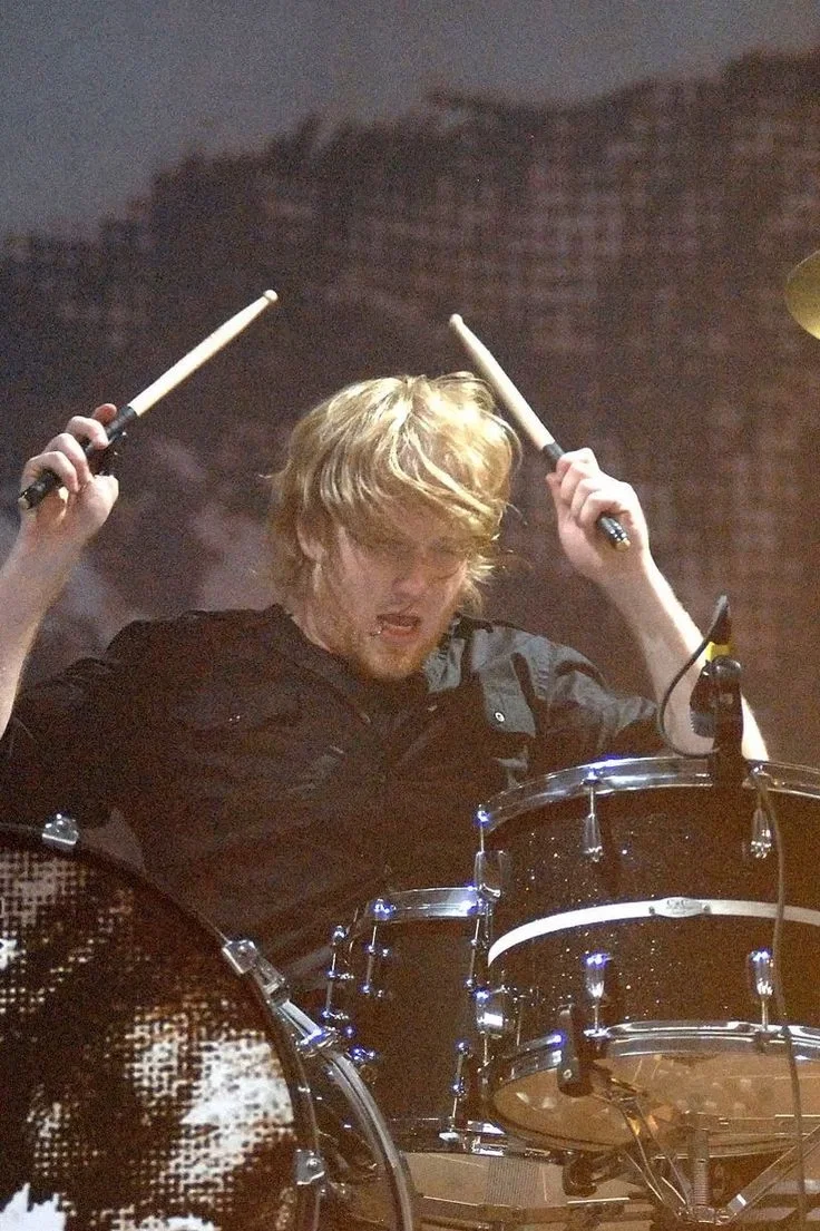 LLTBP AU - Bob bryar