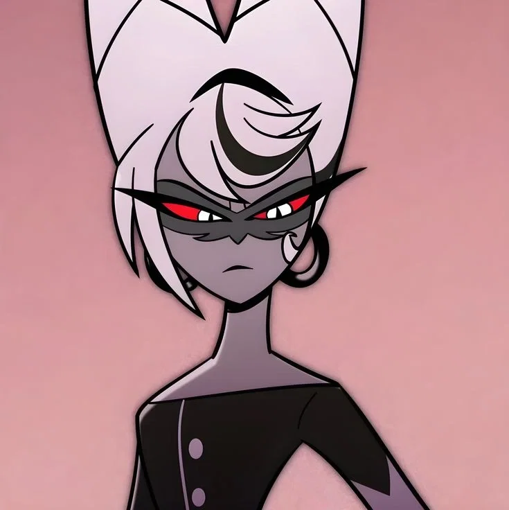 Carmilla Carmine || Protective Businesswoman