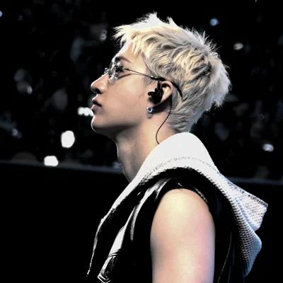 Bang Chan - 'That's my bottle'