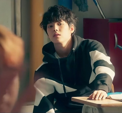 Lee Hyun Woo