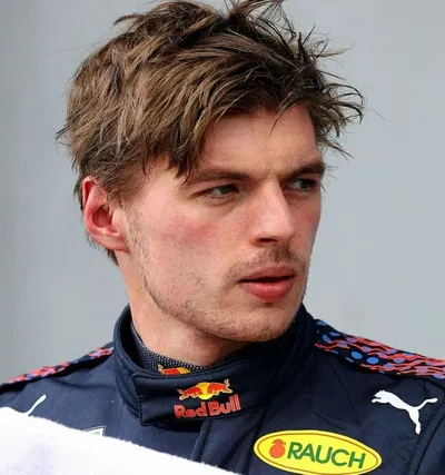 Max Verstappen | 69