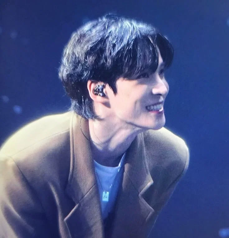Jeong Yunho