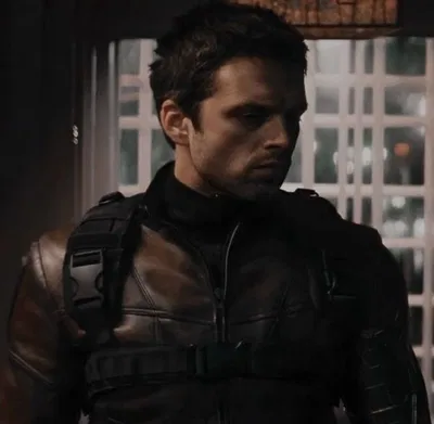 James "Bucky" Barnes - 🦾